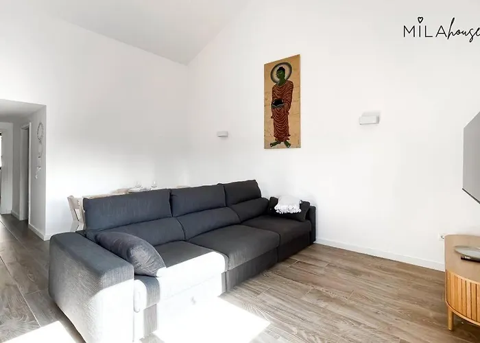 Mila House 코라레호